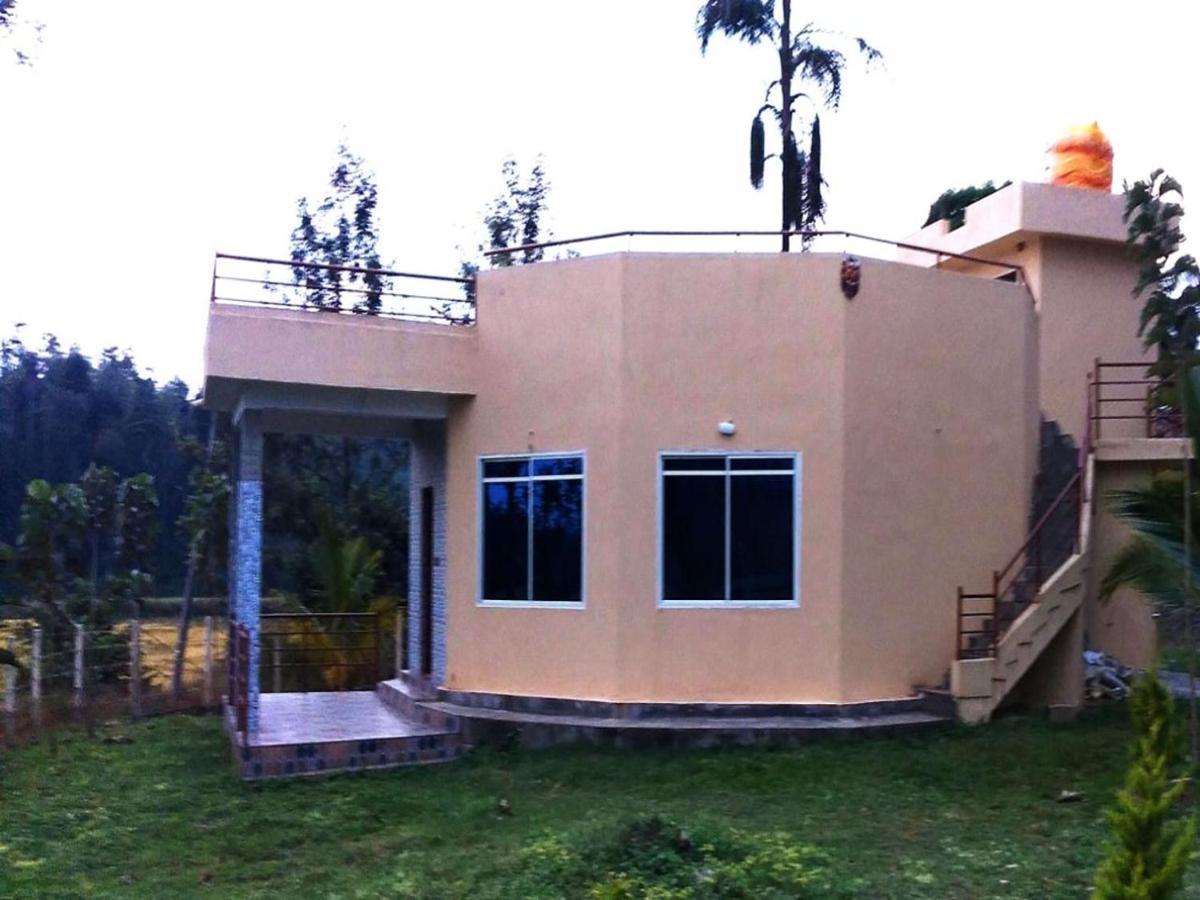 Cs County Resort Sakleshpur Exteriér fotografie