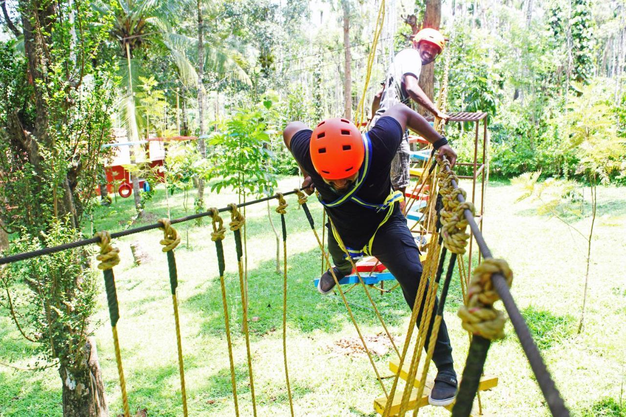 Cs County Resort Sakleshpur Exteriér fotografie