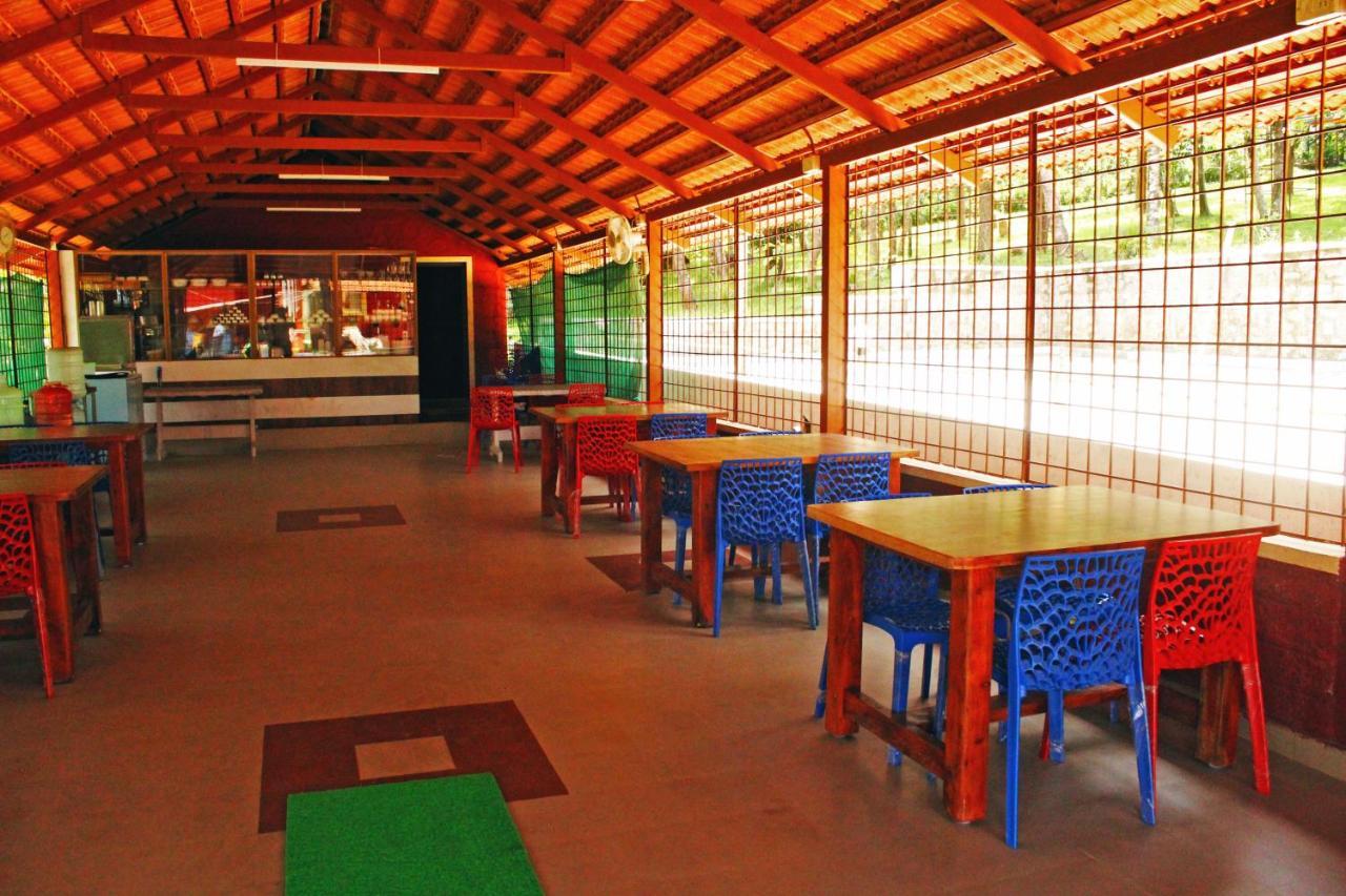 Cs County Resort Sakleshpur Exteriér fotografie