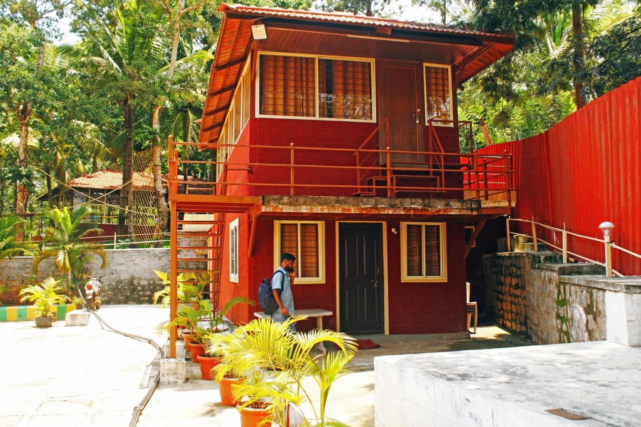 Cs County Resort Sakleshpur Exteriér fotografie