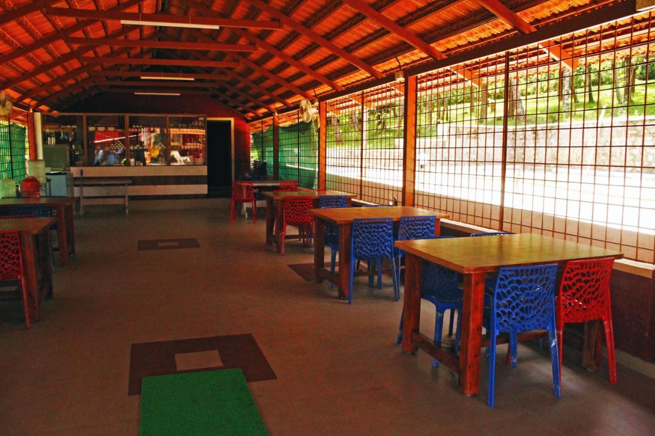 Cs County Resort Sakleshpur Exteriér fotografie