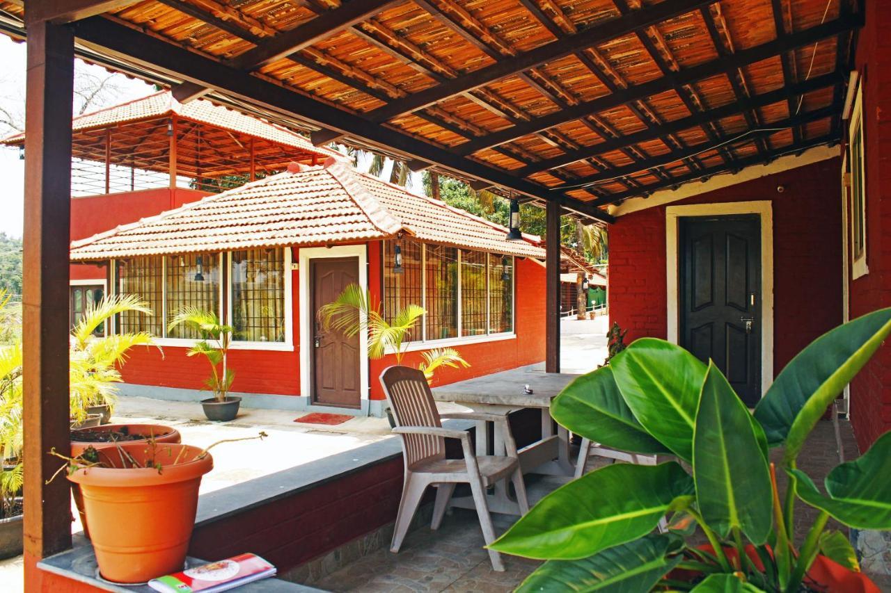 Cs County Resort Sakleshpur Exteriér fotografie