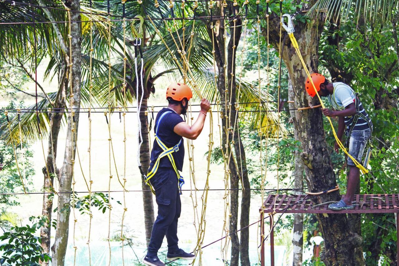 Cs County Resort Sakleshpur Exteriér fotografie